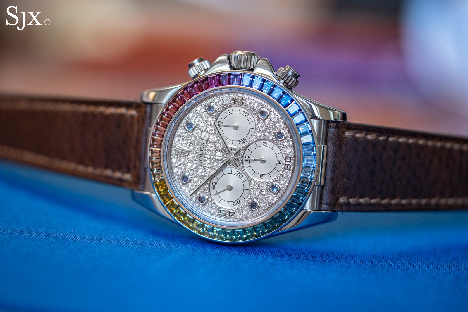 Rolex Daytona 16599SAAEC Rainbow đầu tiên trong bài nghiên cứu Gia Bảo, ảnh SJX