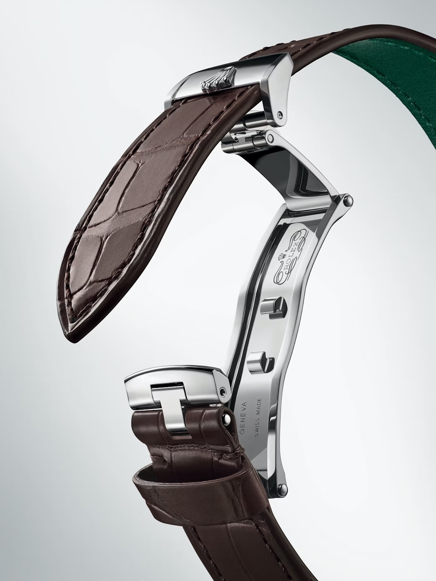 Bộ máy Rolex calibre 7140 nhìn qua nắp sapphire của 1908 52509