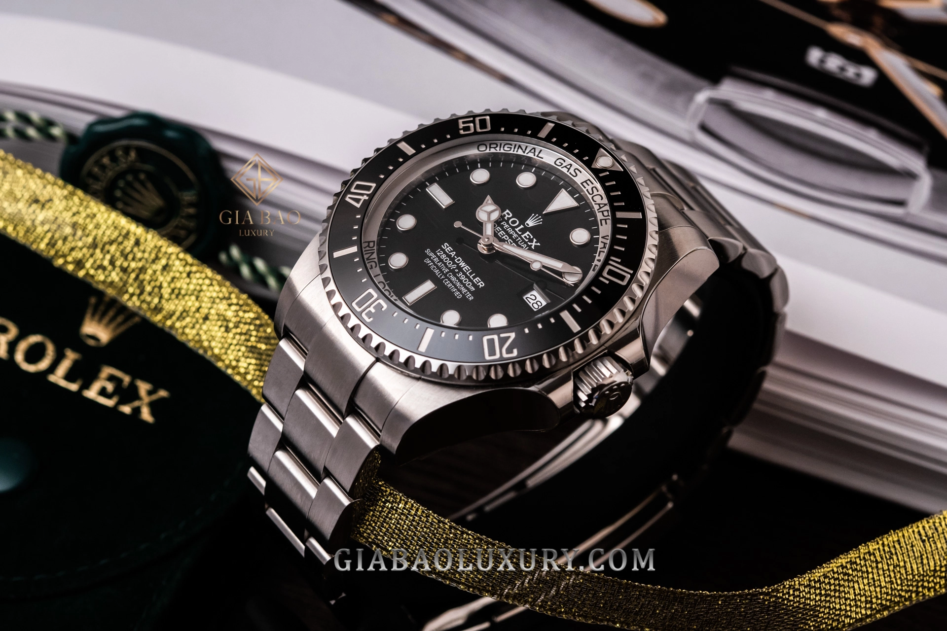 Rolex Deepsea 126660 mặt đen Ringlock chụp tại Gia Bảo