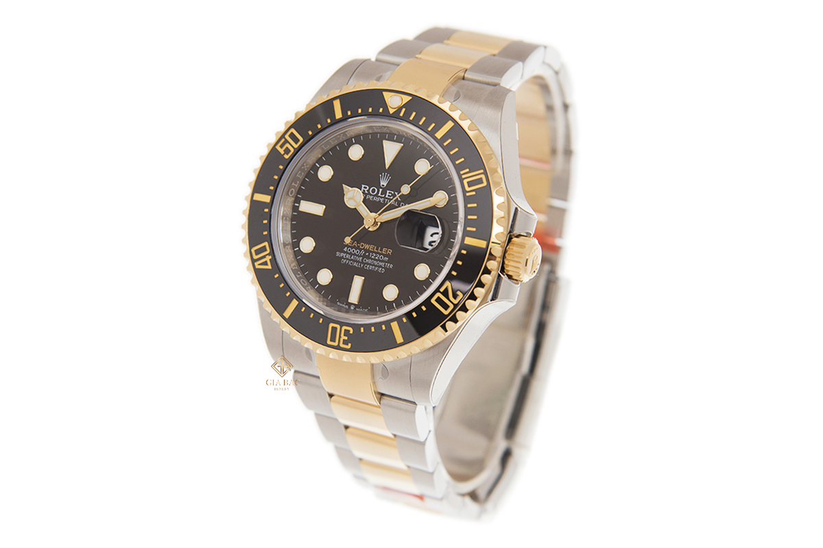 Rolex Sea-Dweller 126603 Yellow Rolesor tại Gia Bảo