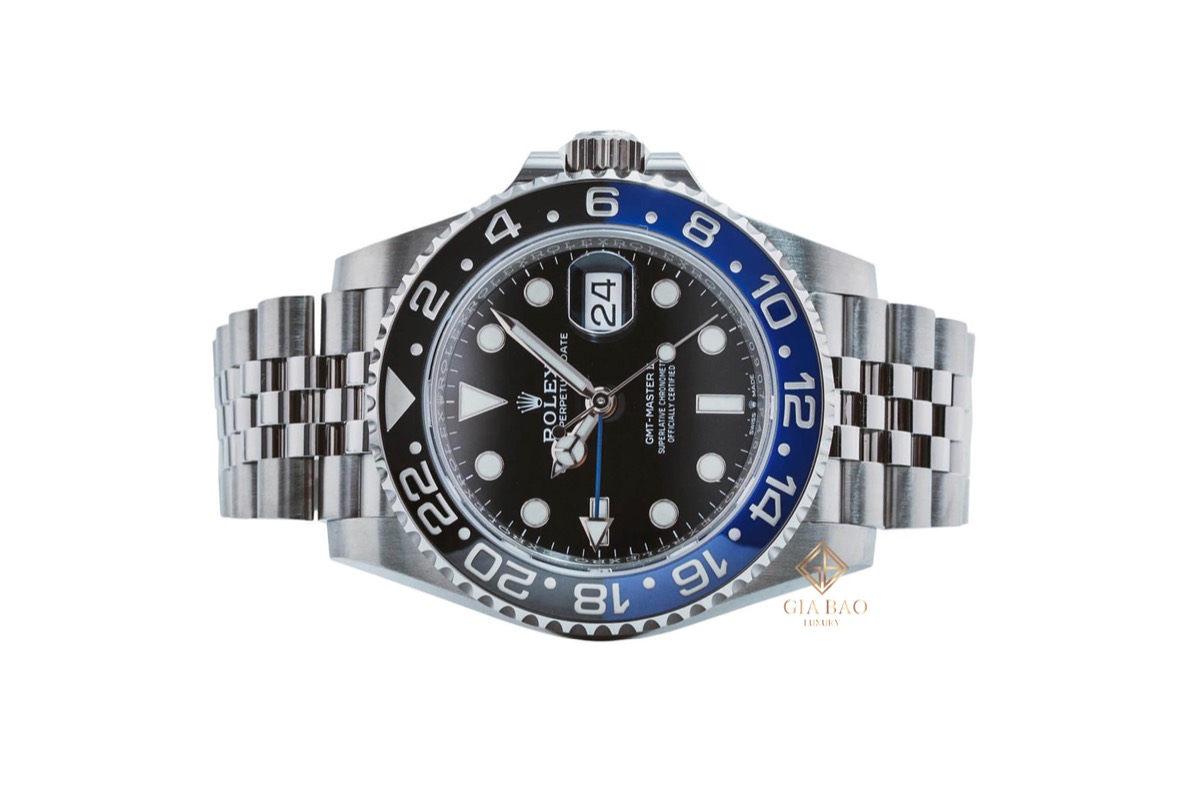 Mặt trước Rolex chụp rõ để ghi nhận tình trạng trước khi bán